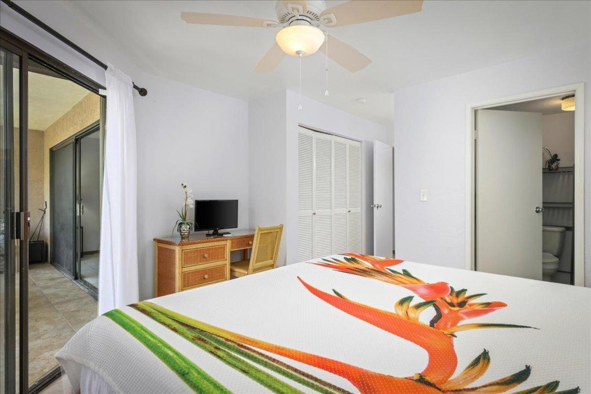 הוילה קאילואה-קונה Kona Westwind 1 New! Quiet Ocean-View 1St Floor | Patio | Pool מראה חיצוני תמונה