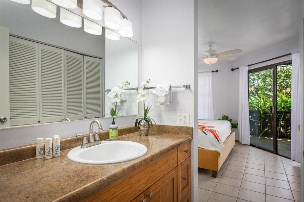 הוילה קאילואה-קונה Kona Westwind 1 New! Quiet Ocean-View 1St Floor | Patio | Pool מראה חיצוני תמונה